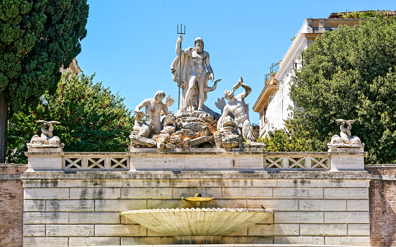 Discover Piazza del Popolo in Rome: A Guide to Its Stunning Beauty
